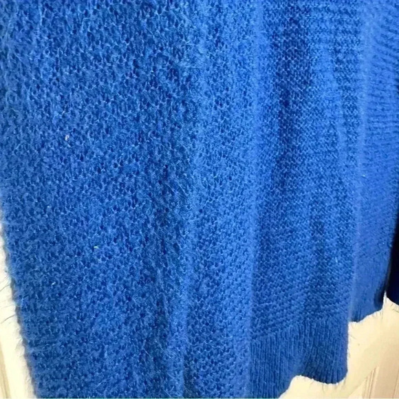 Cardigan Knit  Blue Size Medium - Picture 9 of 16